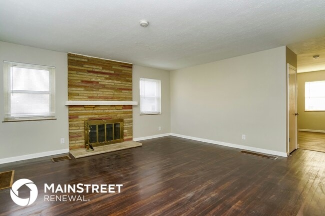 Photo - 1646 Oakwood Ave