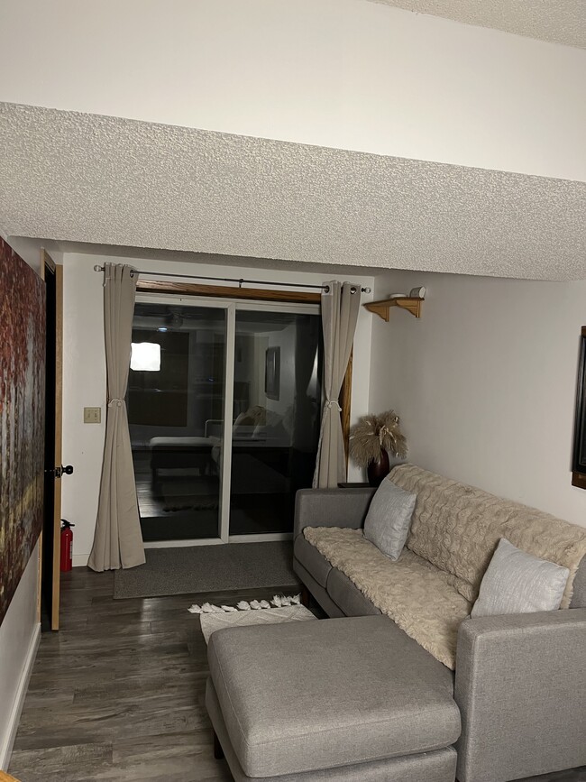 Photo - 5652 Ozark Ave N