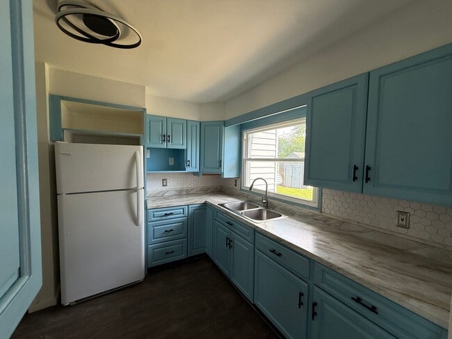 Photo - 3BR Home + Separate 1BR In Law Apartment | Private Entrance | 2 Kitchens | 2 W/D | Yard + Driveway