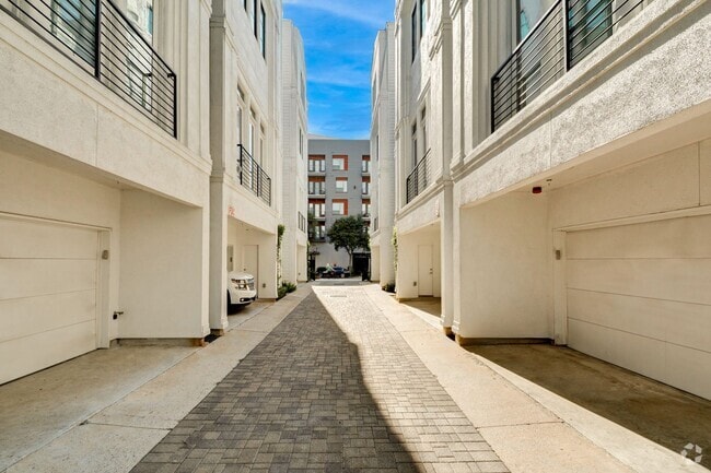 Building Photo - New construction, 4 story home with 3 beds...
