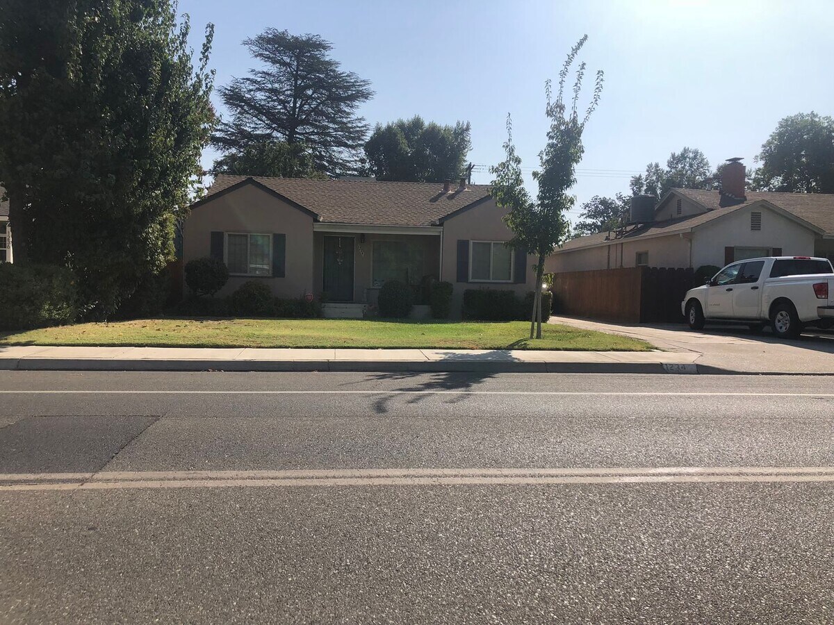 3-bedroom 1 bath home - 3-bedroom 1 bath home