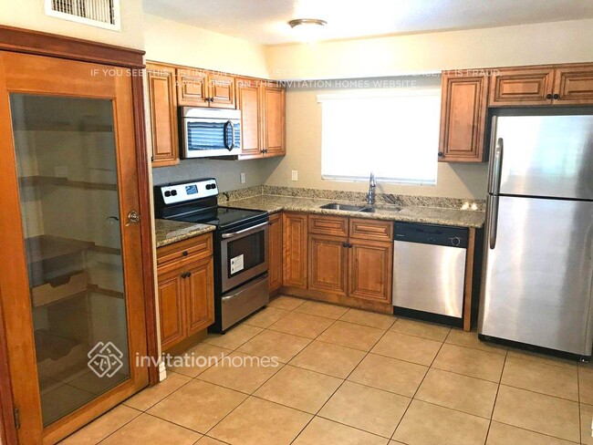 Photo - 4614 W Mission Ln