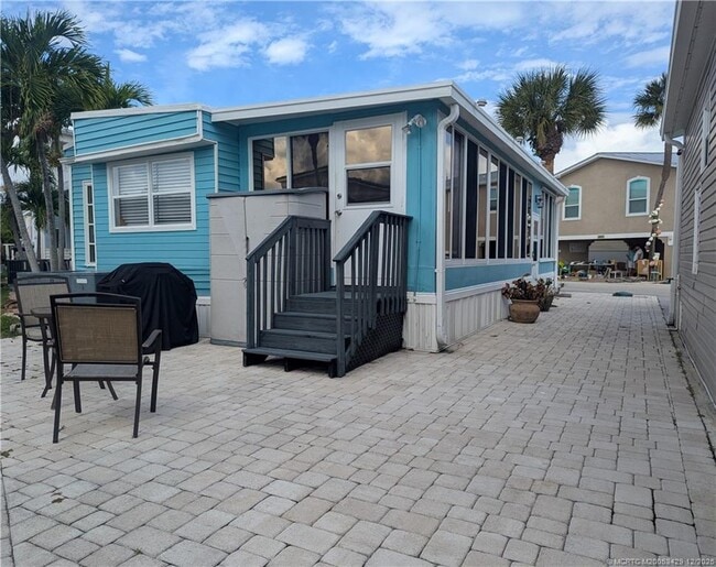 Building Photo - 438 Nettles Blvd