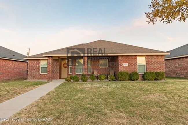 Building Photo - 4505 Pine St