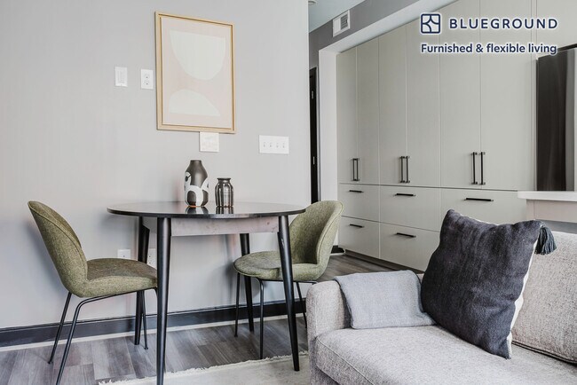 Photo - 1313 L St NW Unit FL3-ID938