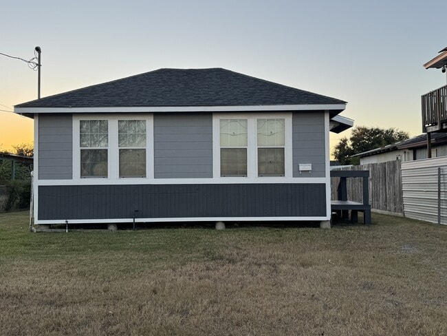 Photo - 413 Osage St