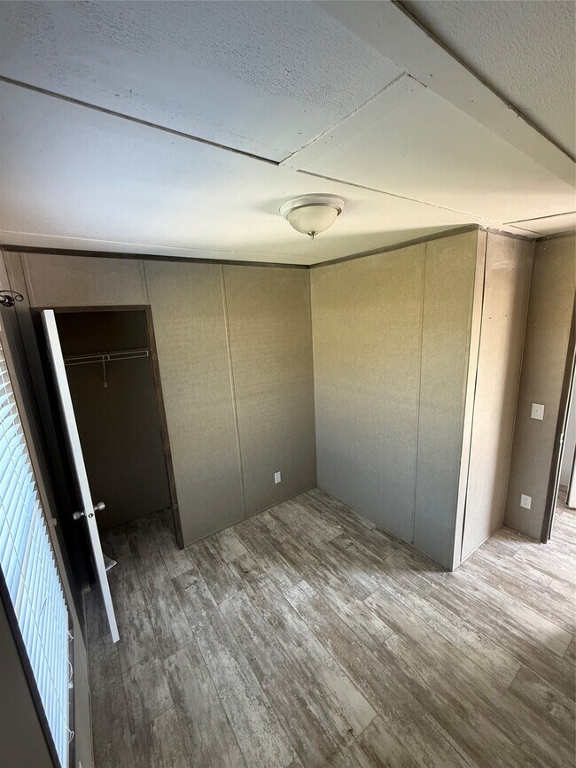 Photo - 239 Road 5027 Rd