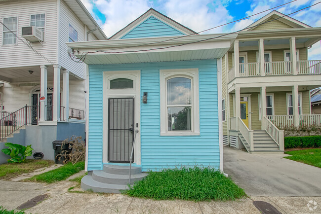 Building Photo - 1721 N Broad St Unit 1721 N Broad Street Rental