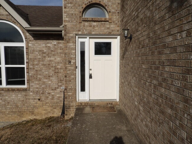 Photo - 107 Shannon Ln