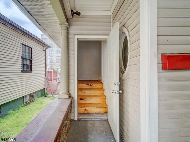 Photo - 444 N Broad St