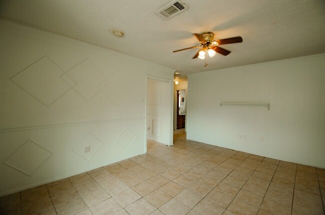 Photo - 8937 Etta St