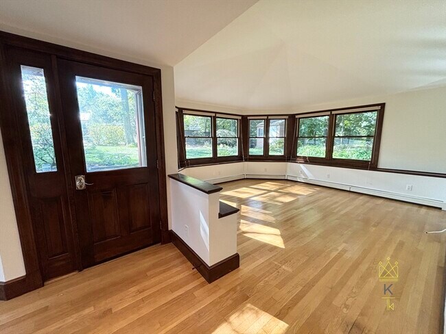 Photo - 33 Clearwater Rd