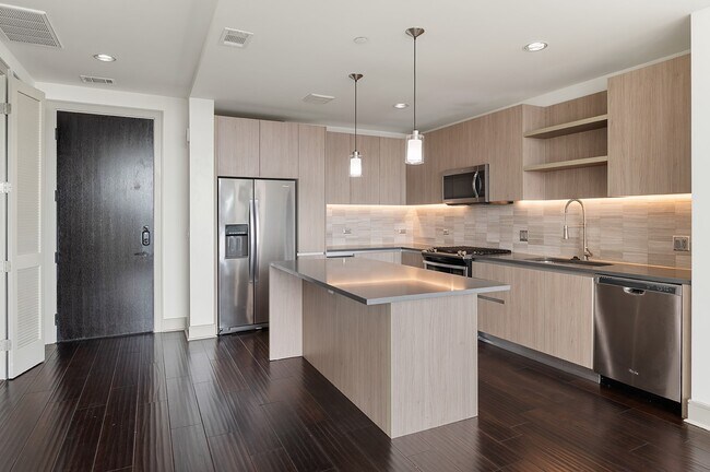 Building Photo - 5280 Caroline St Unit 1409 Rental