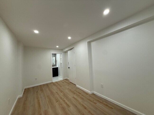 13 Cambridge Ave Unidad 1