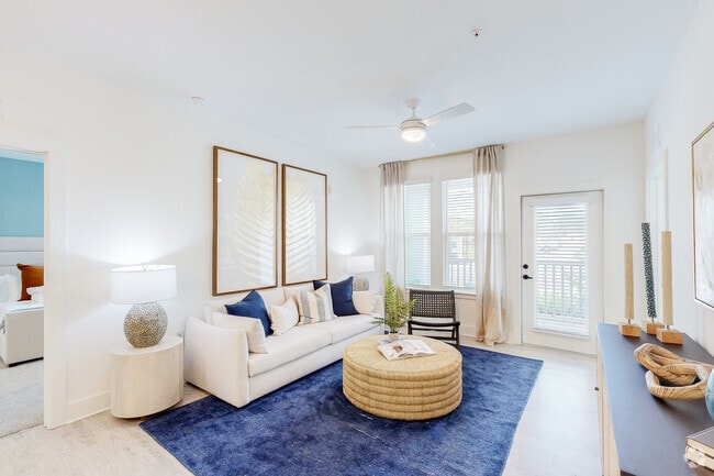 2BD 2BA 1,047SF B1A