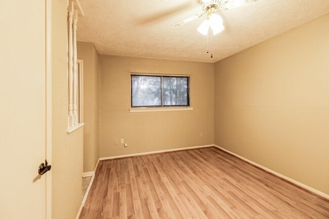 353 Dawn Hill Dr