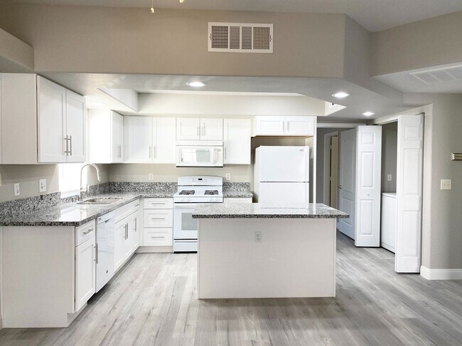 Building Photo - Pintadas St. #102 --- ERICA Unit 102