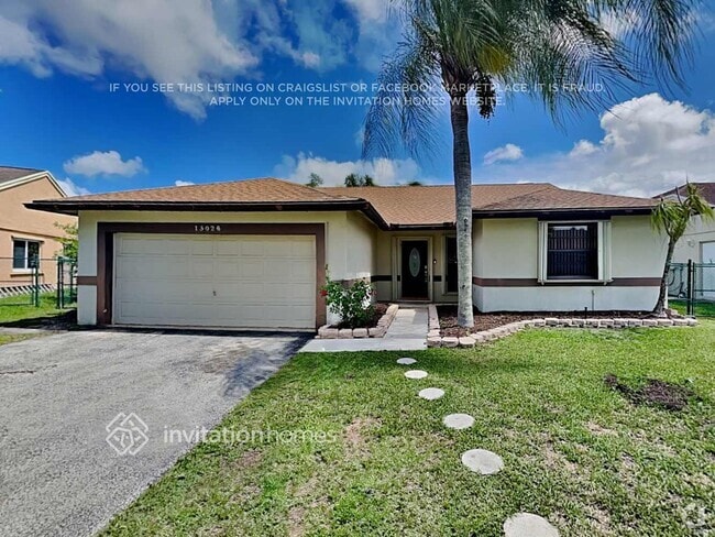 Building Photo - 15026 SW 13th Pl Rental