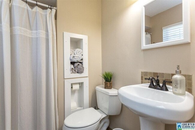 Photo - 707 Truss Ferry Rd