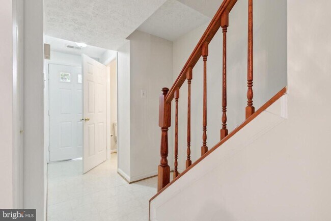 Photo - 8483 Aurora Ct