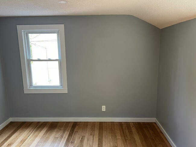 Photo - 494 Black Rock Ave