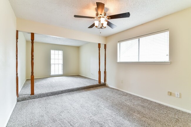 Photo - 17411 Glenhew Rd