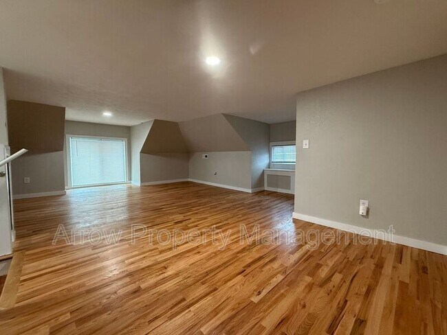 Photo - 130 N 27th St Unit 2