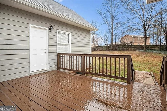 3005 Hidden Dr