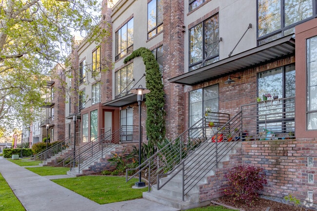 1060 S 3rd St Building - Brickyard Place Apartments