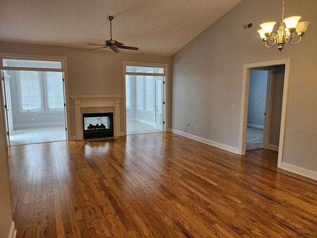 Photo - Southport - 3bedroom, 2 bath Townhouse