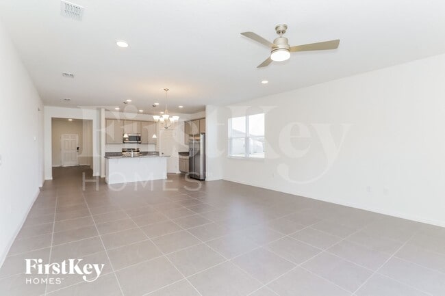 Photo - 544 Crown Rose Dr