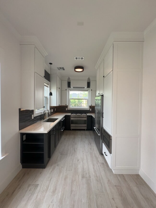 Photo - 1423 Holly St