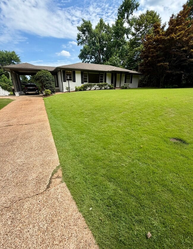 Photo - 867 Shades Crest Rd