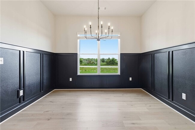 Photo - 980 Trestle Ln