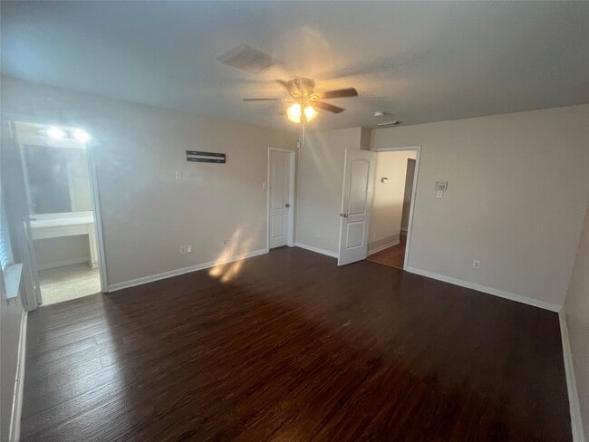 Photo - 3006 Founders Ct