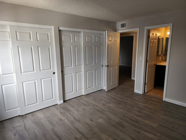 Photo - 18163 E Kentucky Ave Unit Kentucky