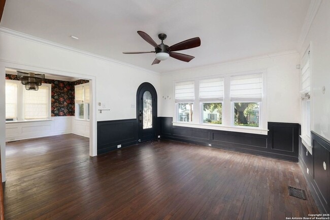 Photo - 418 W Rosewood Ave