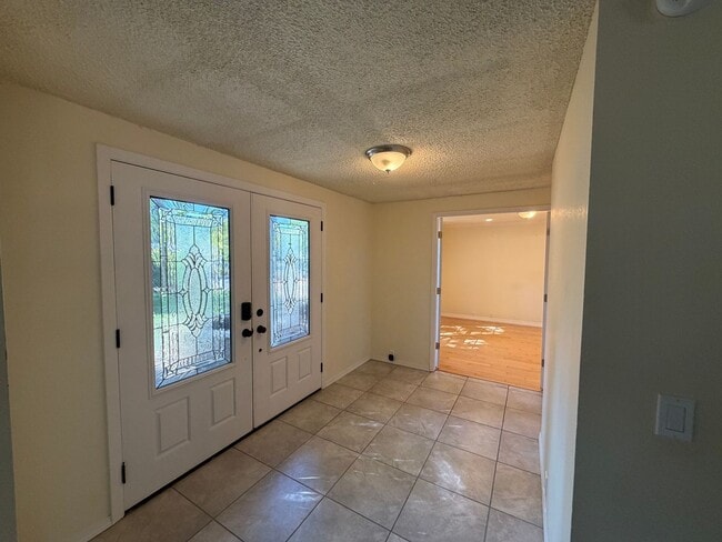 Photo - 2735 Almaden St