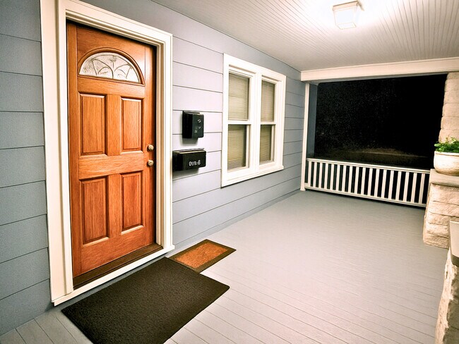 Photo - 4701 N Kilbourn Ave Unit 2