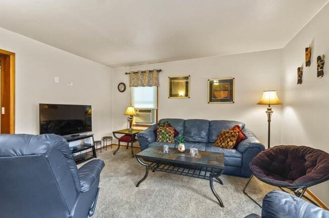 Photo - 7321 Ideal Ave Unidad 7321 Ideal Ave Apt C
