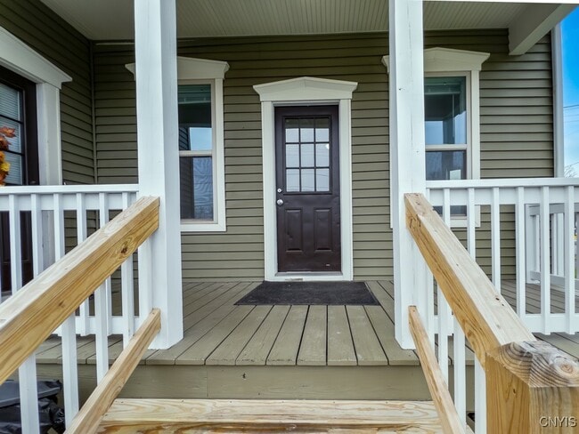 Photo - 9611 Brewerton Rd