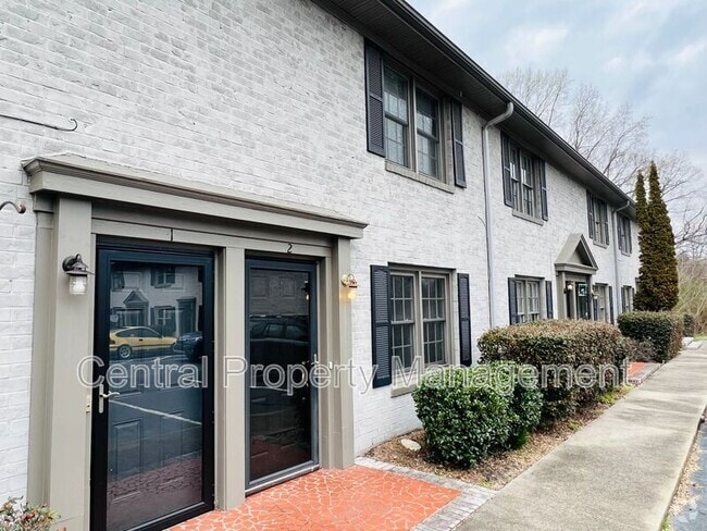 Building Photo - 5003 Edwards Rd Unit 2 Rental