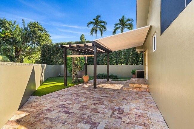 Photo - 1175 NE 102nd St