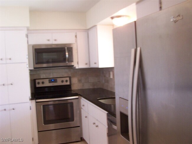 Photo - 1721 SE 46th Ln Unit 11