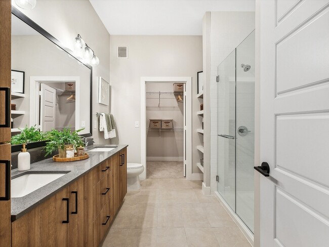 flatiron_interior_bathroom (3)