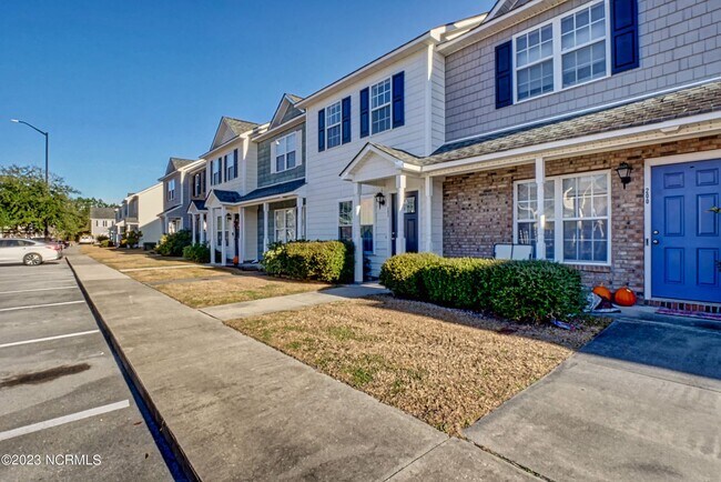 Photo - 202 Bridgewood Dr