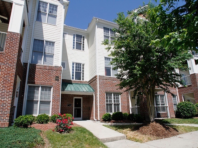 First Floor Condo in Atlantic Place - First Floor Condo in Atlantic Place