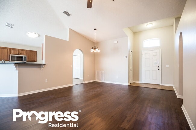 Photo - 5470 Silver Thistle Ln