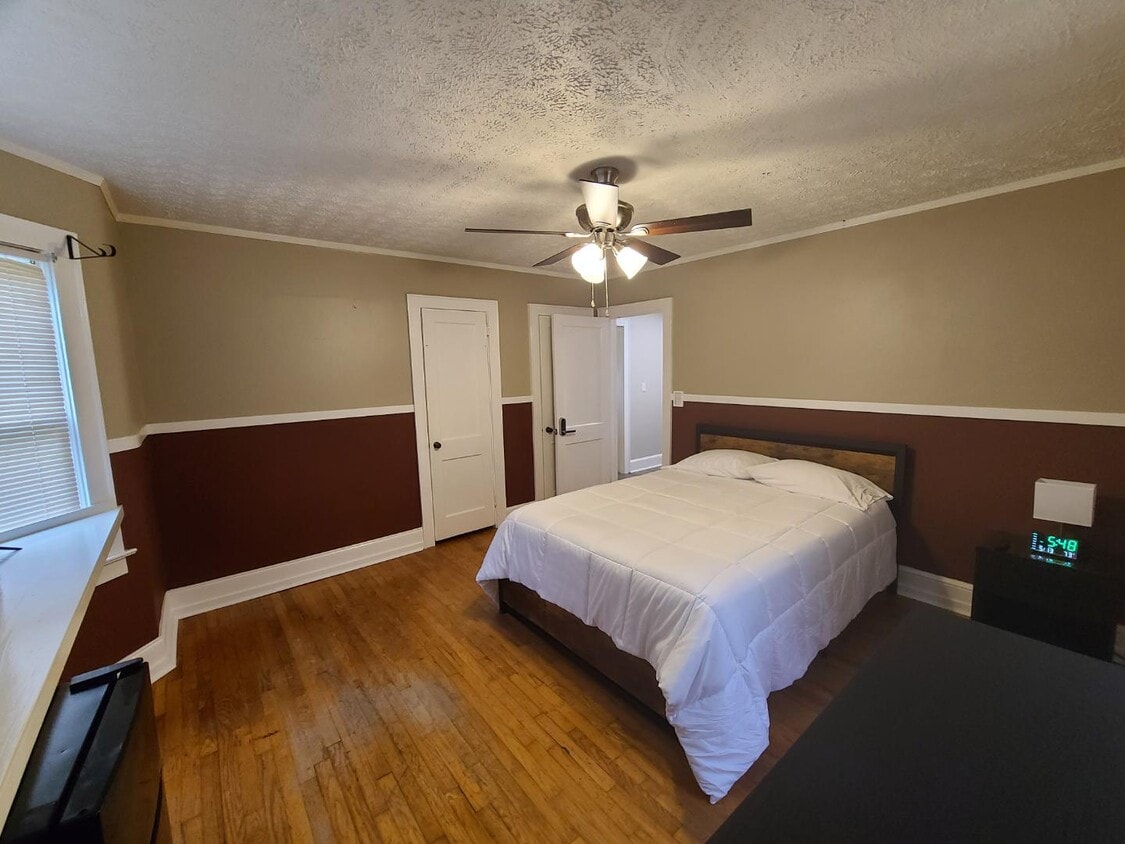 Photo - 106 Cartee Avenue -  Room B (Greenville SC)