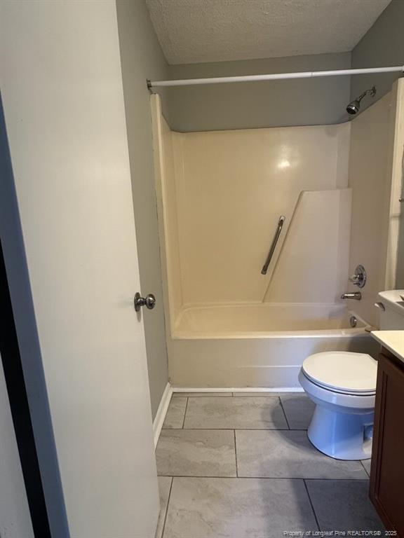 Photo - 644 Mosswood Ln